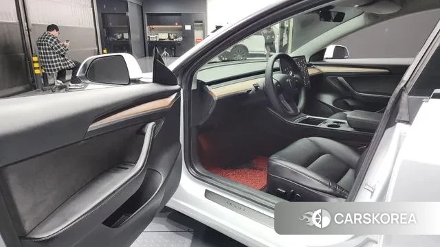 Tesla Model 3 id 3281157 из Кореи 20