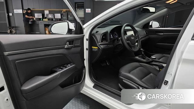 Hyundai Avante AD id 4907688 из Кореи 31