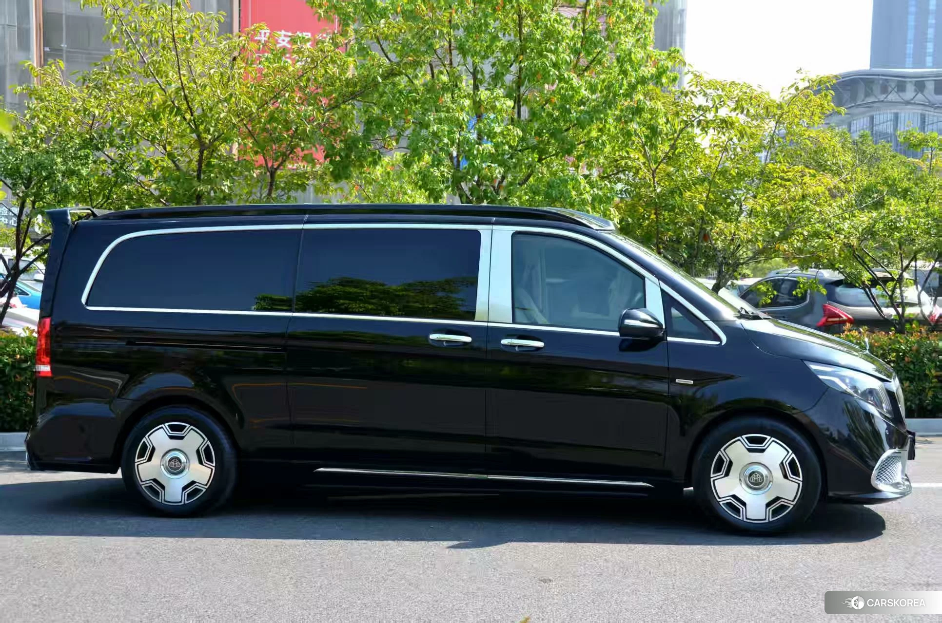 Mercedes-Benz V-class id 4467935 из Китая 26