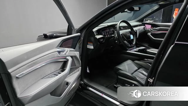 Audi e-Tron id 4463752 из Кореи 36