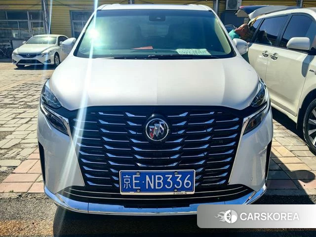 Buick GL8 id 3908355 из Китая 18
