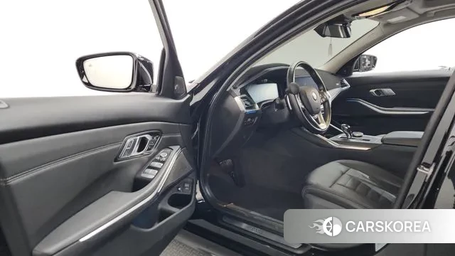 BMW 3 Series (G20) id 3582113 из Кореи 20