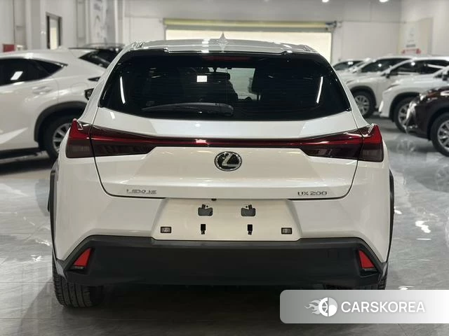 Lexus UX id 4348955 из Китая 19