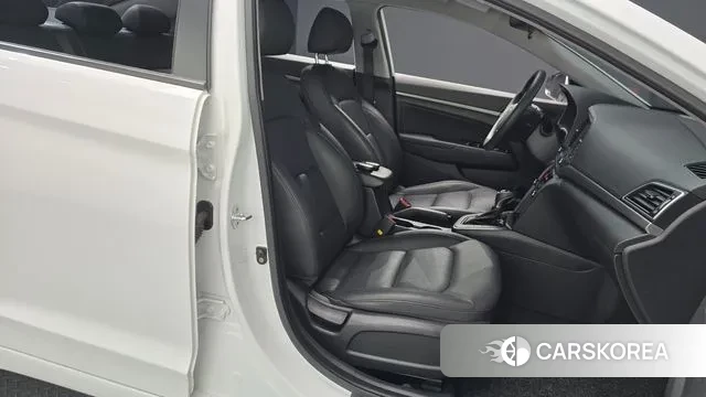 Hyundai Avante AD id 3330739 из Кореи 20