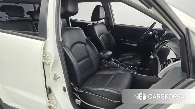 Ssangyong New Style Korando C id 3886404 из Кореи 20