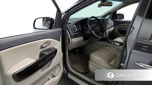 Kia The New Carnival id 3666857 из Кореи 20