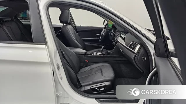 BMW 3 Series (F30) id 3270540 из Кореи 20