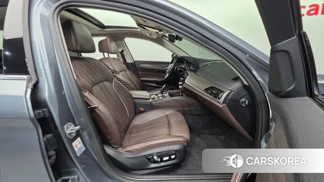 BMW 5 Series (G30) id 3505512 из Кореи 20