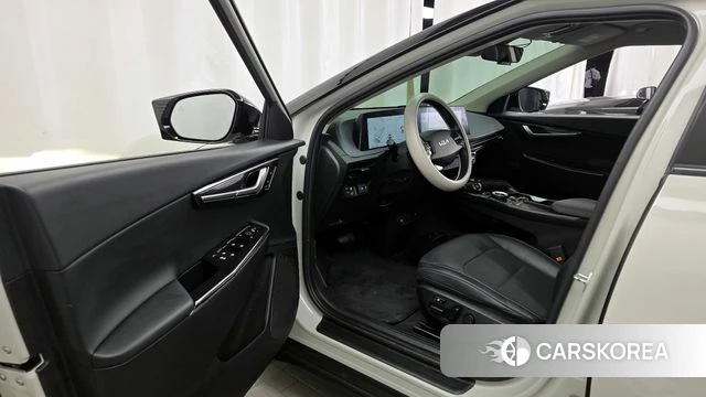Kia EV6 id 4401830 из Кореи 32