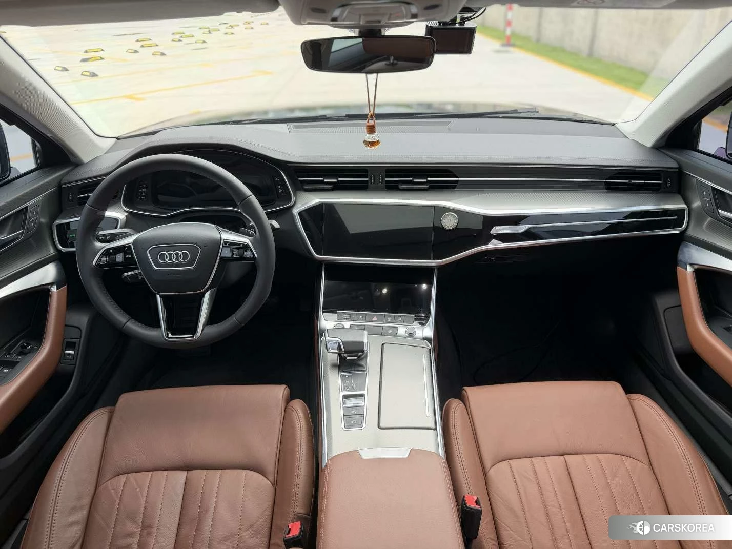 Audi A6L id 4479300 из Китая 15