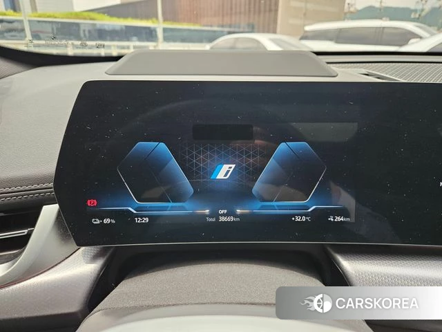 BMW iX1 (U11) id 4474572 из Кореи 11