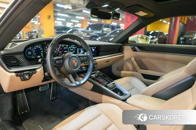 Porsche 911(992) id 4317570 из Кореи 20