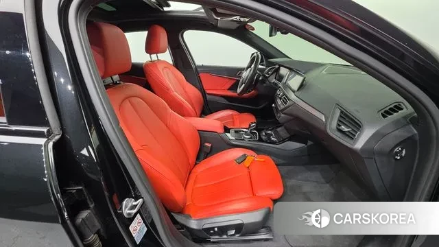 BMW 1 Series (F40) id 3691403 из Кореи 20