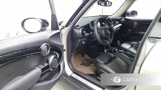 Mini Cooper id 4409688 из Кореи 30