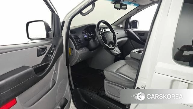Hyundai The New Grand Starex id 4520040 из Кореи 20