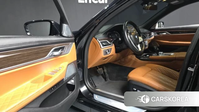 BMW 7 Series (G11) id 3910325 из Кореи 20