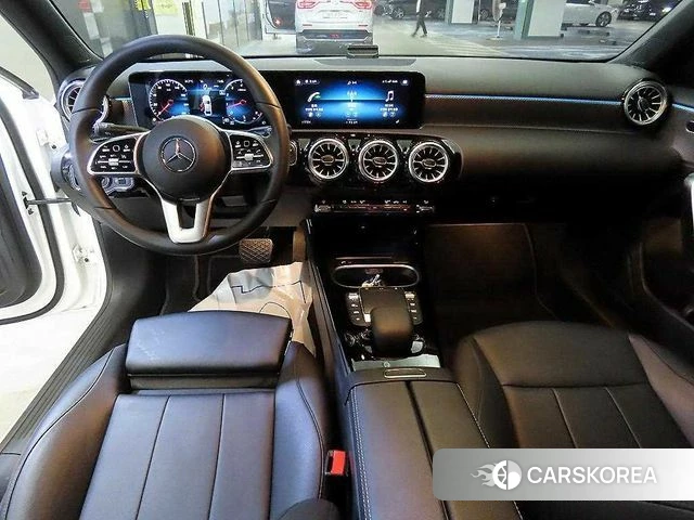 Mercedes-Benz A-Class W177 id 4018309 из Кореи 19