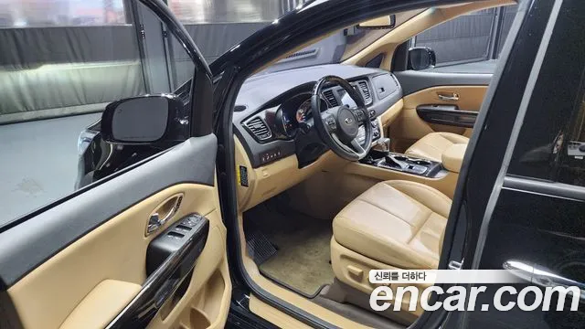 Kia The New Carnival id 2388409 из Кореи 20