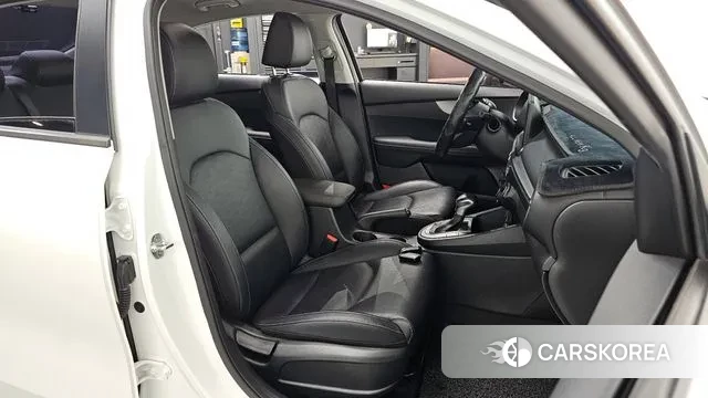 Kia Come New K3 id 3460202 из Кореи 20