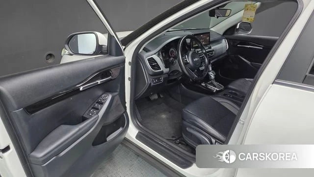 Kia Seltos id 4267451 из Кореи 30