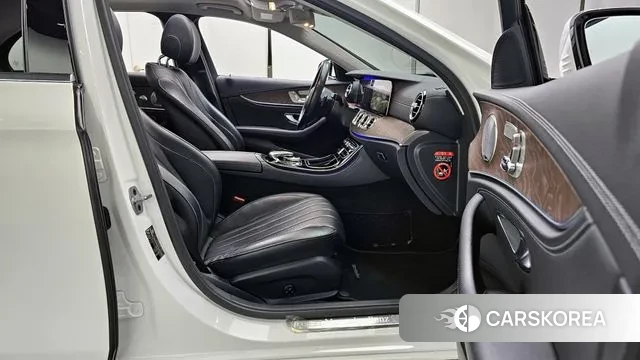 Mercedes-Benz E-Class W213 id 3449520 из Кореи 20