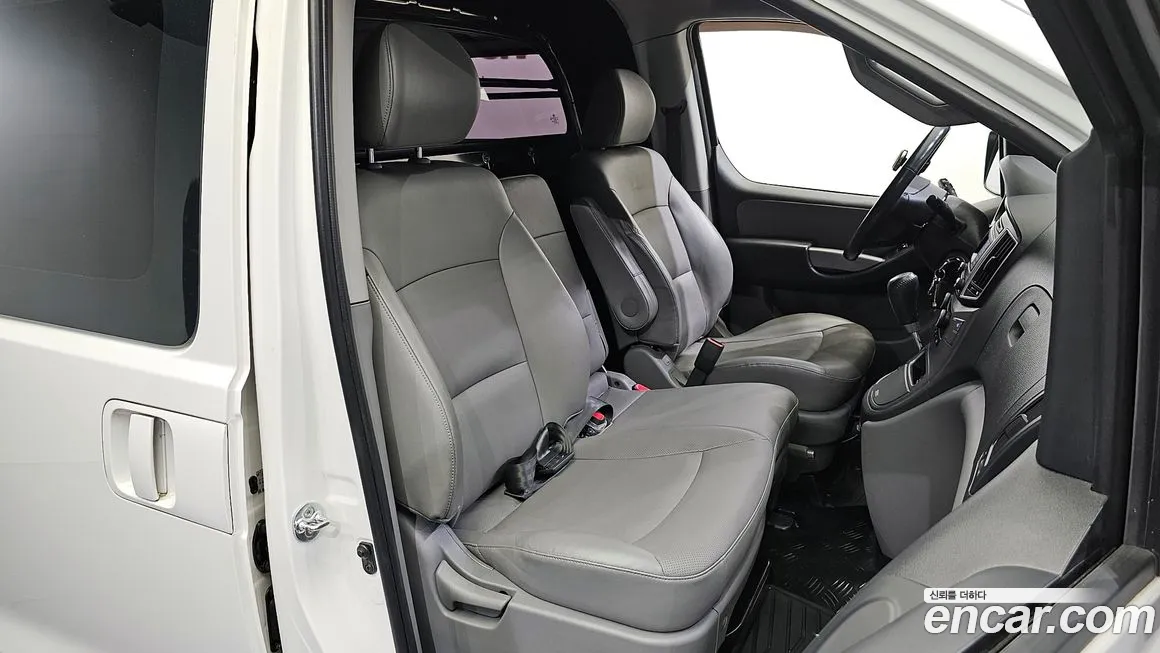 Hyundai The New Grand Starex id 845048 из Кореи 20