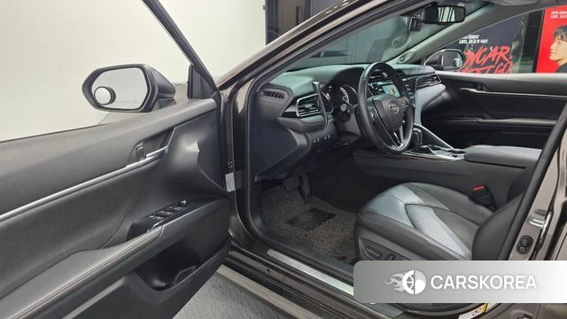 Toyota Camry (XV70) id 4435621 из Кореи 20