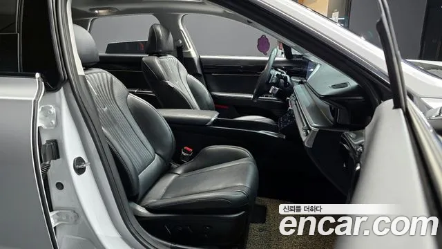 Hyundai Grandeur Hybrid (GN7) id 2454542 из Кореи 20