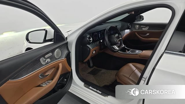 Mercedes-Benz E-Class W213 id 4712372 из Кореи 35