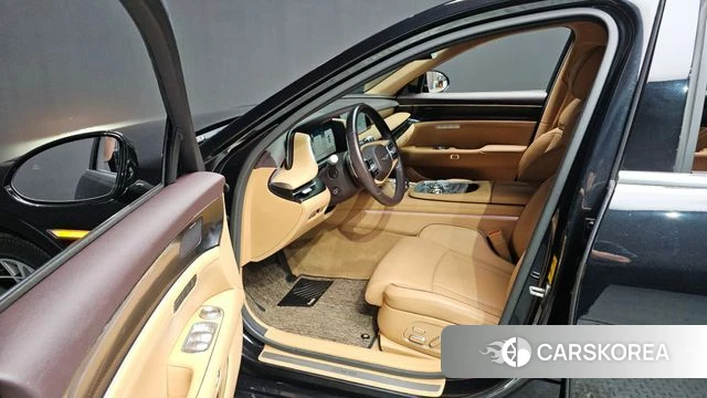 Genesis G90 (RS4) id 3915135 из Кореи 20