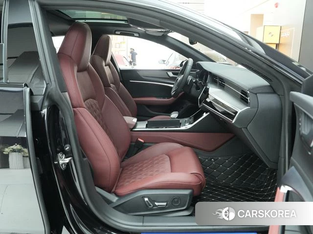 Audi A7L id 4328829 из Китая 24