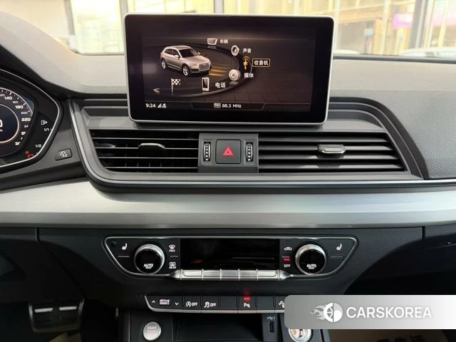 Audi Q5L id 3882642 из Китая 22