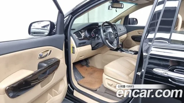 Kia The New Carnival id 2916960 из Кореи 20