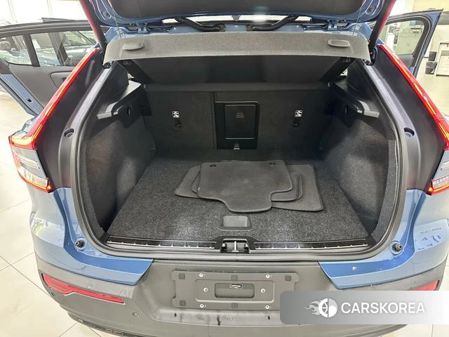 Volvo C40 EV id 3919314 из Китая 19