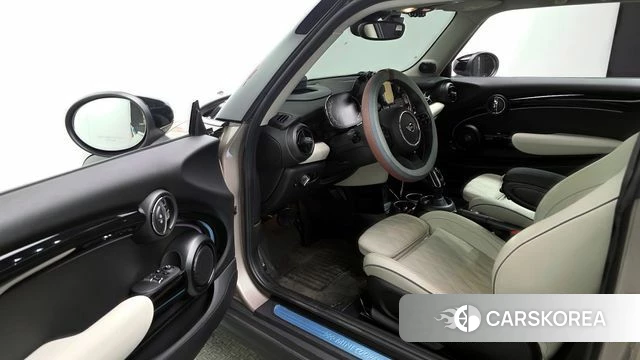 Mini Cooper S id 3838850 из Кореи 20