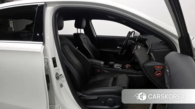 Mercedes-Benz A-Class W177 id 3765307 из Кореи 20