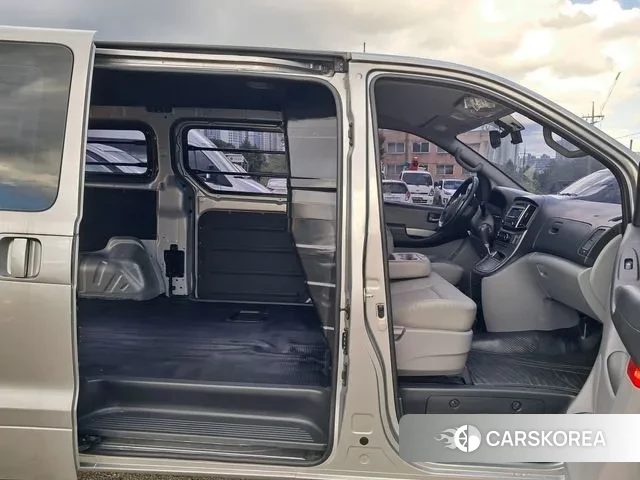 Hyundai The New Grand Starex id 3041975 из Кореи 17