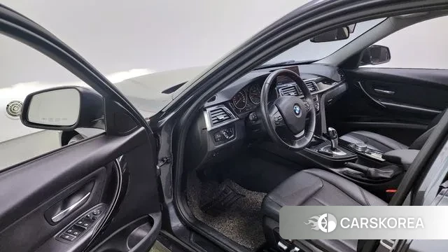 BMW 3 Series (F30) id 3754640 из Кореи 20