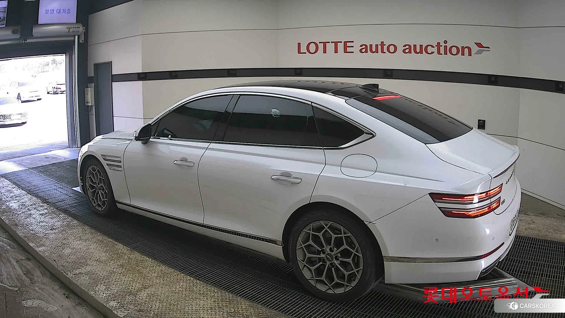 Hyundai G80 id 3882104 из Кореи 38