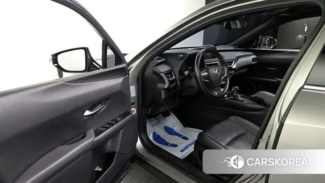 Lexus UX250h id 3429092 из Кореи 20