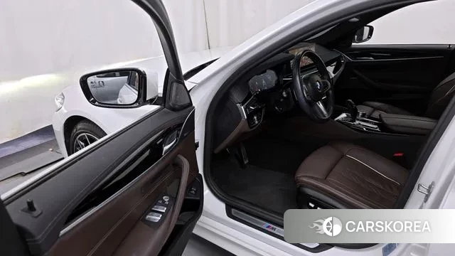 BMW 5 Series (G30) id 2993439 из Кореи 20