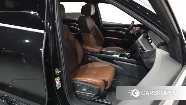 Audi e-Tron id 2902154 из Кореи 20