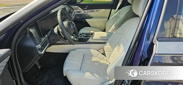 BMW 7 Series (G70) id 4462200 из Кореи 20