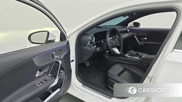 Mercedes-Benz A-Class W177 id 3864269 из Кореи 20