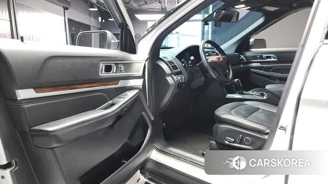 Ford Explorer id 3009420 из Кореи 20