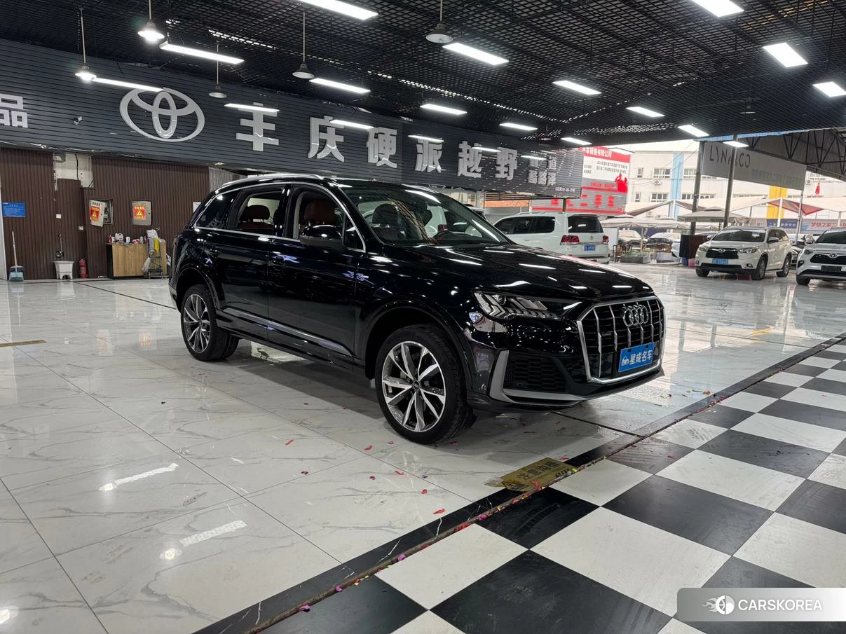 Audi Q7 id 4473330 из Китая 23
