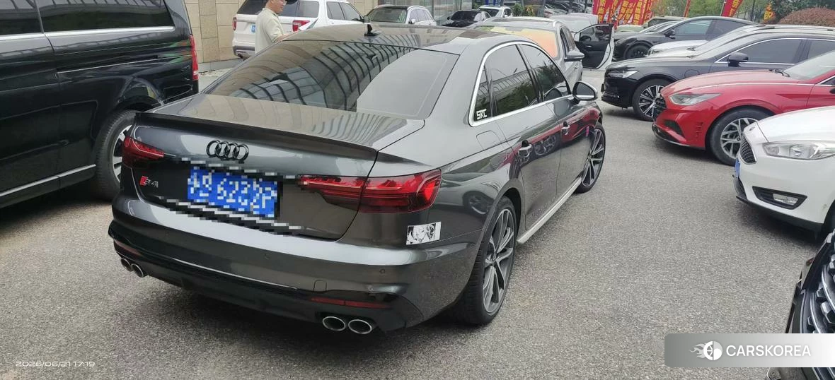 Audi S4 id 4487452 из Китая 11