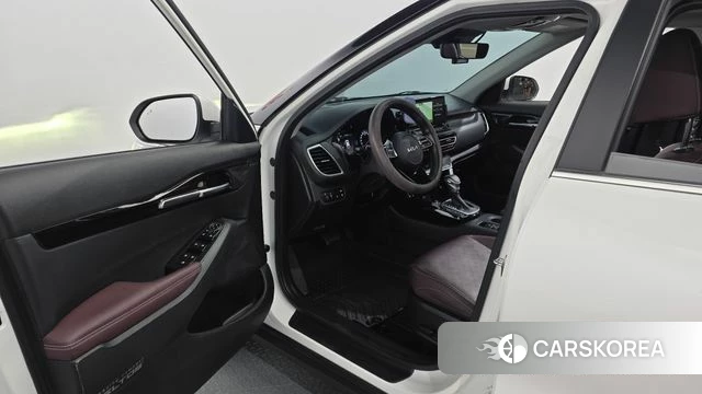 Kia Seltos id 4434000 из Кореи 33