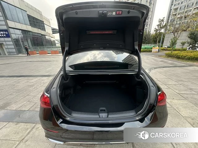 Mercedes-Benz E-class id 3882590 из Китая 26