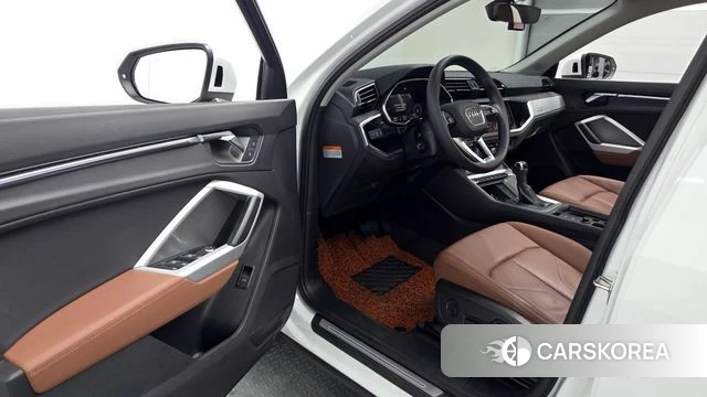 Audi Q3 (F3) id 4389803 из Кореи 32